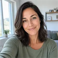 Nadine R.